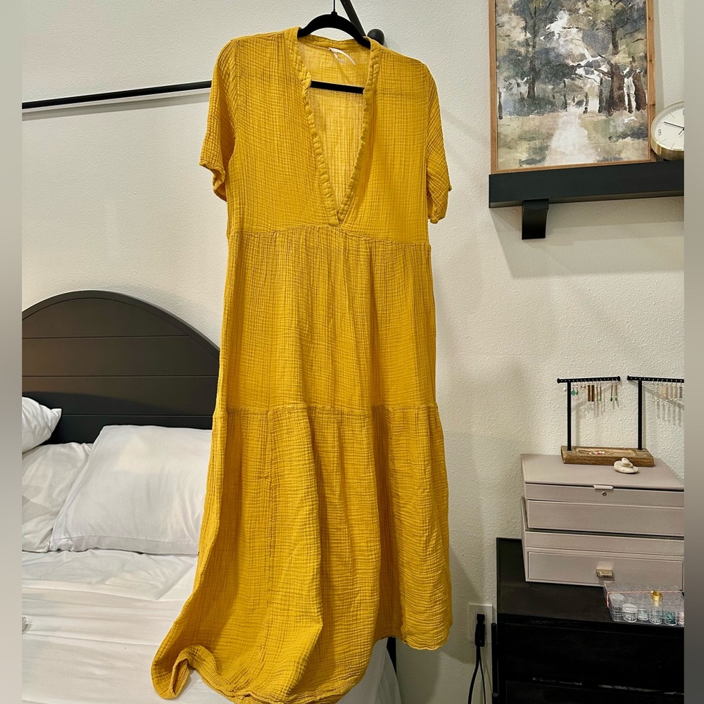 Anthropologie Kallie Flowy Cotton Gauze Maxi Dress. Mustard yellow. Size M.